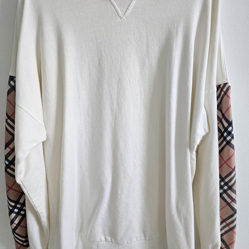 Burberry Nova Check Pattern Crew Neck Sweatshirt Size: M (Original $698)